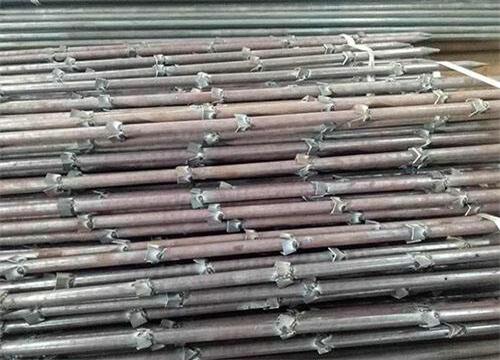 望江隧道钢花管